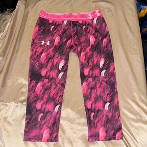 Atheltic leggings
Size: youth large